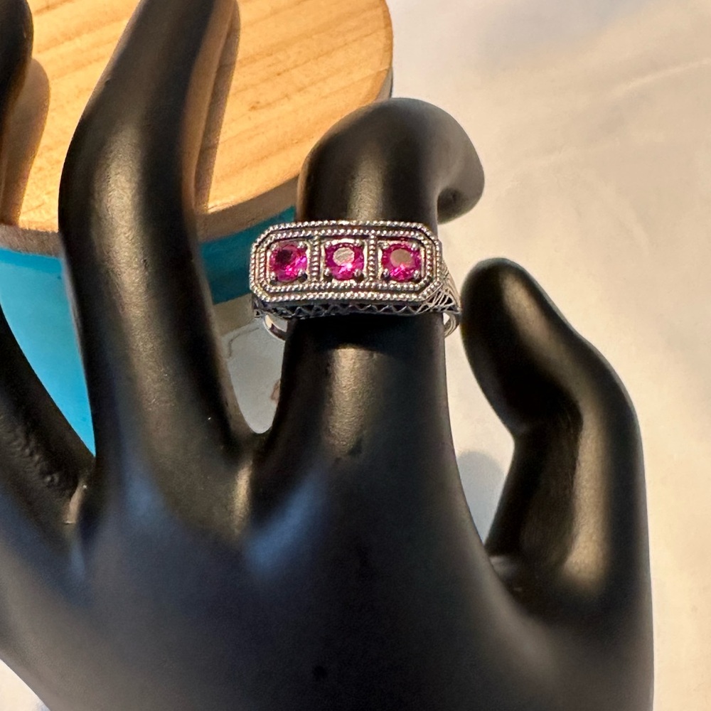 Sterling Silver ruby Three-Stone Ring with antiquing - Picture 4 of 16